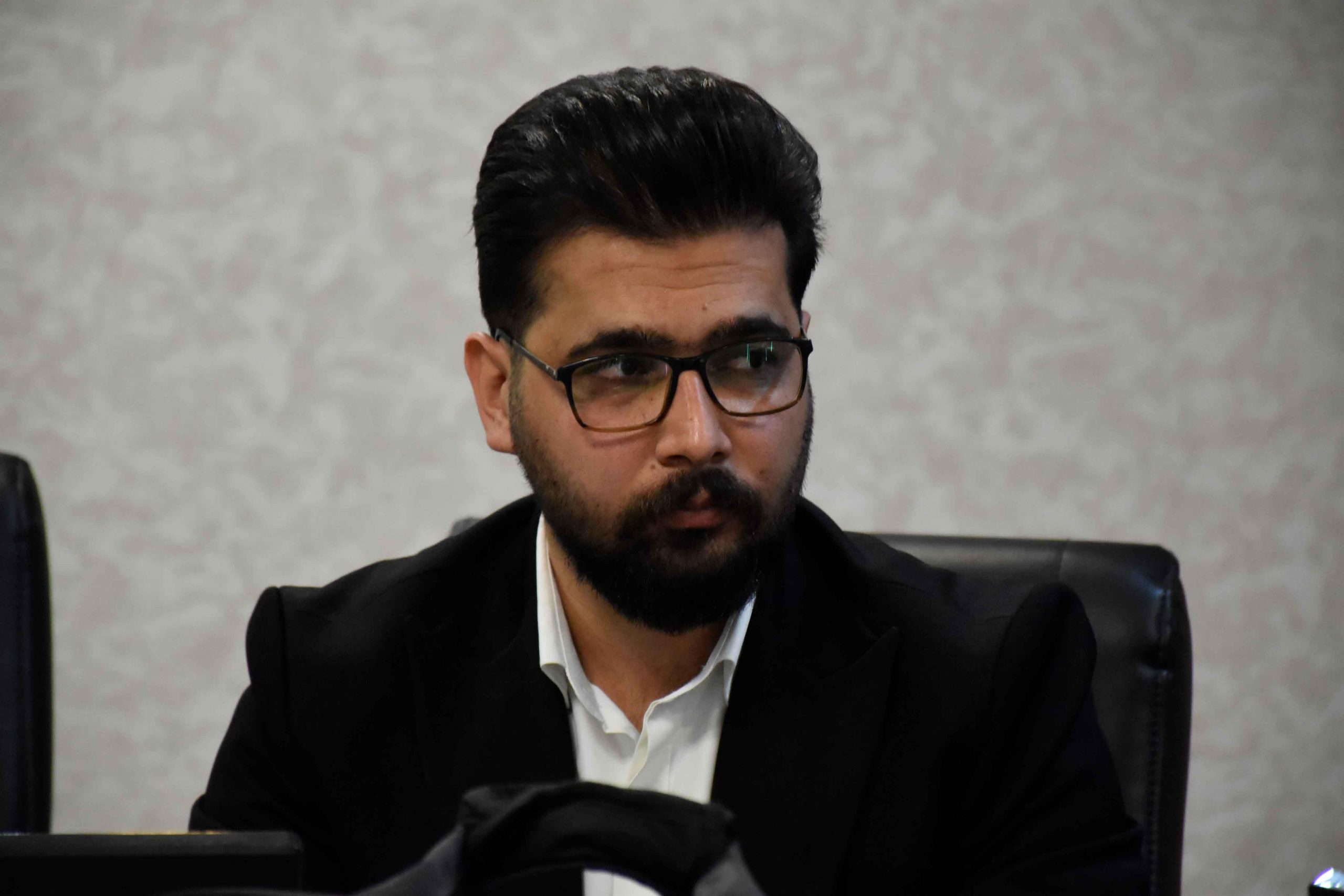 مجتبی محمودی سرپرست اداره تعاون، کار و رفاه اجتماعی شهرستان ابرکوه شد